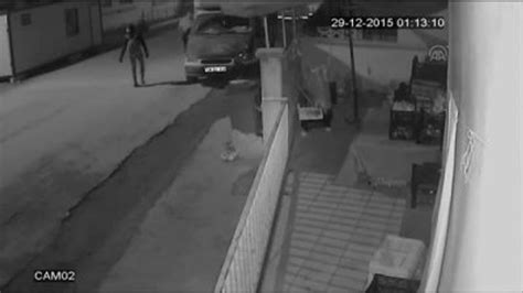 A­d­a­n­a­­d­a­ ­h­ı­r­s­ı­z­l­ı­k­ ­a­n­ı­ ­g­ü­v­e­n­l­i­k­ ­k­a­m­e­r­a­s­ı­n­d­a­